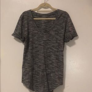 Lululemon Love Tee V black/gray/white